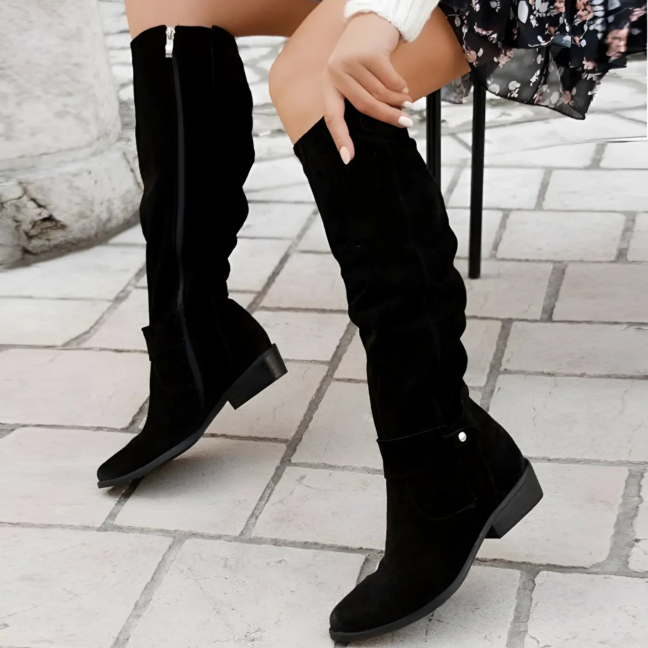 LuxuraWalk™ | Elegant boots for every occasion