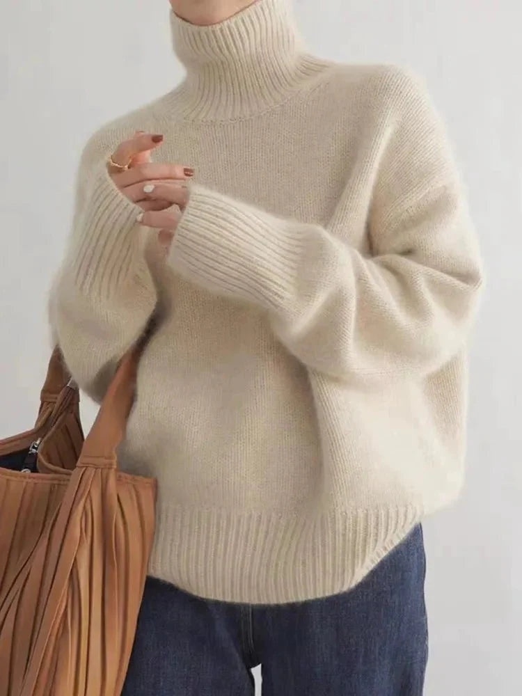 Wooluxe™ | The Sweater for Timeless Elegance