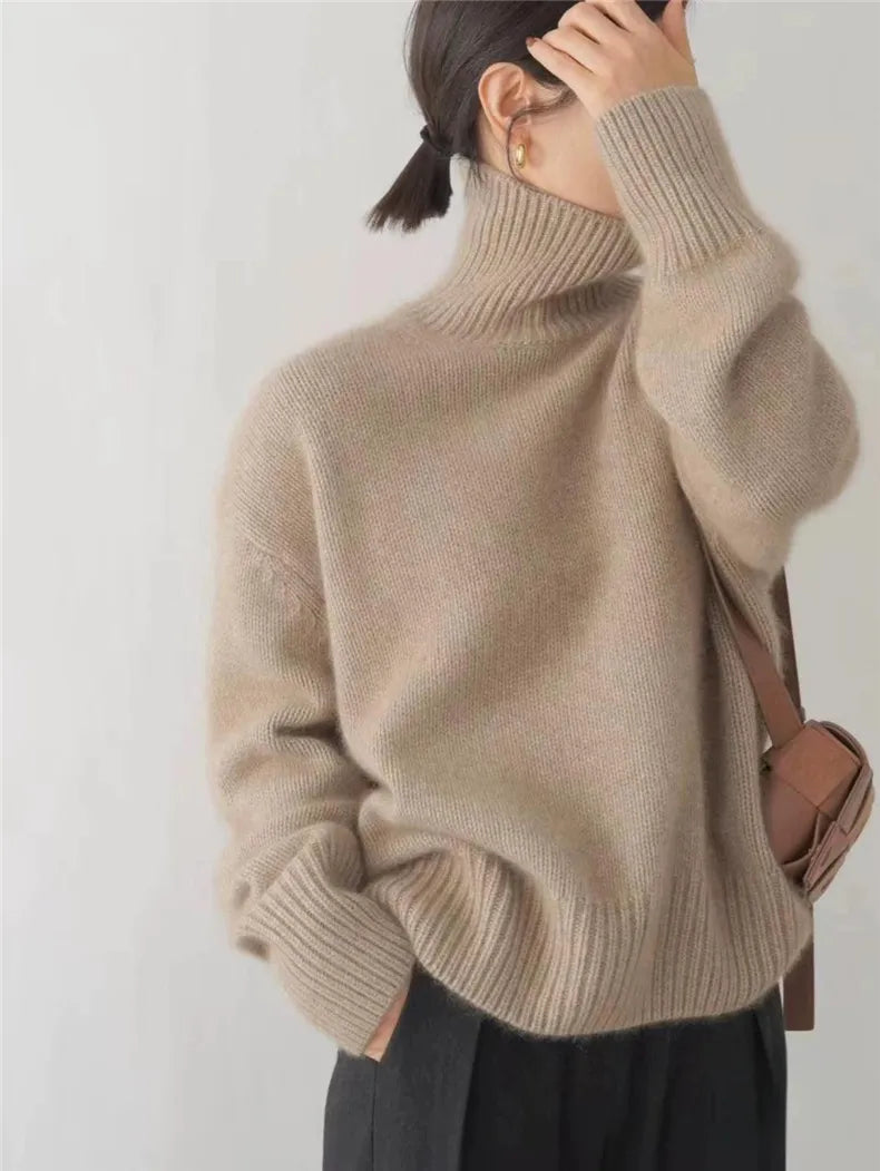 Wooluxe™ | The Sweater for Timeless Elegance