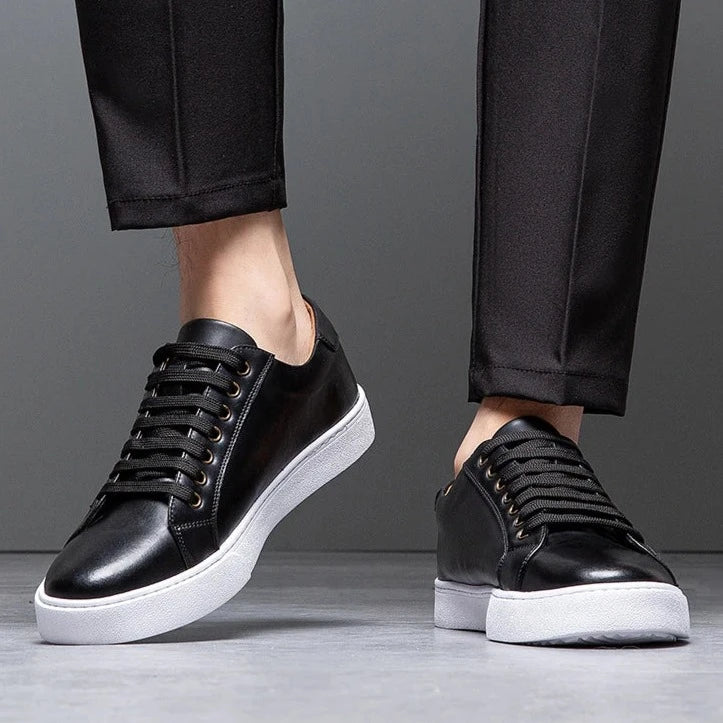 Kyle™ | Classic Leather Sneakers with a Luxurious Touch