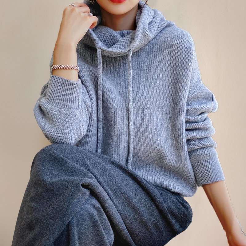 Genevieve™ | Oversized Elegance Turtleneck Sweater