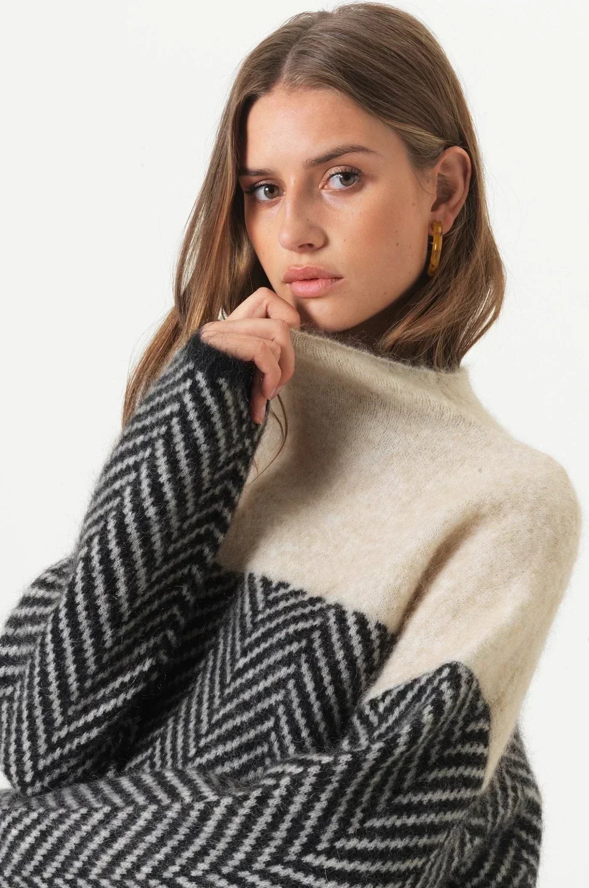 ADRIANA™ - SOFT TURTLENECK